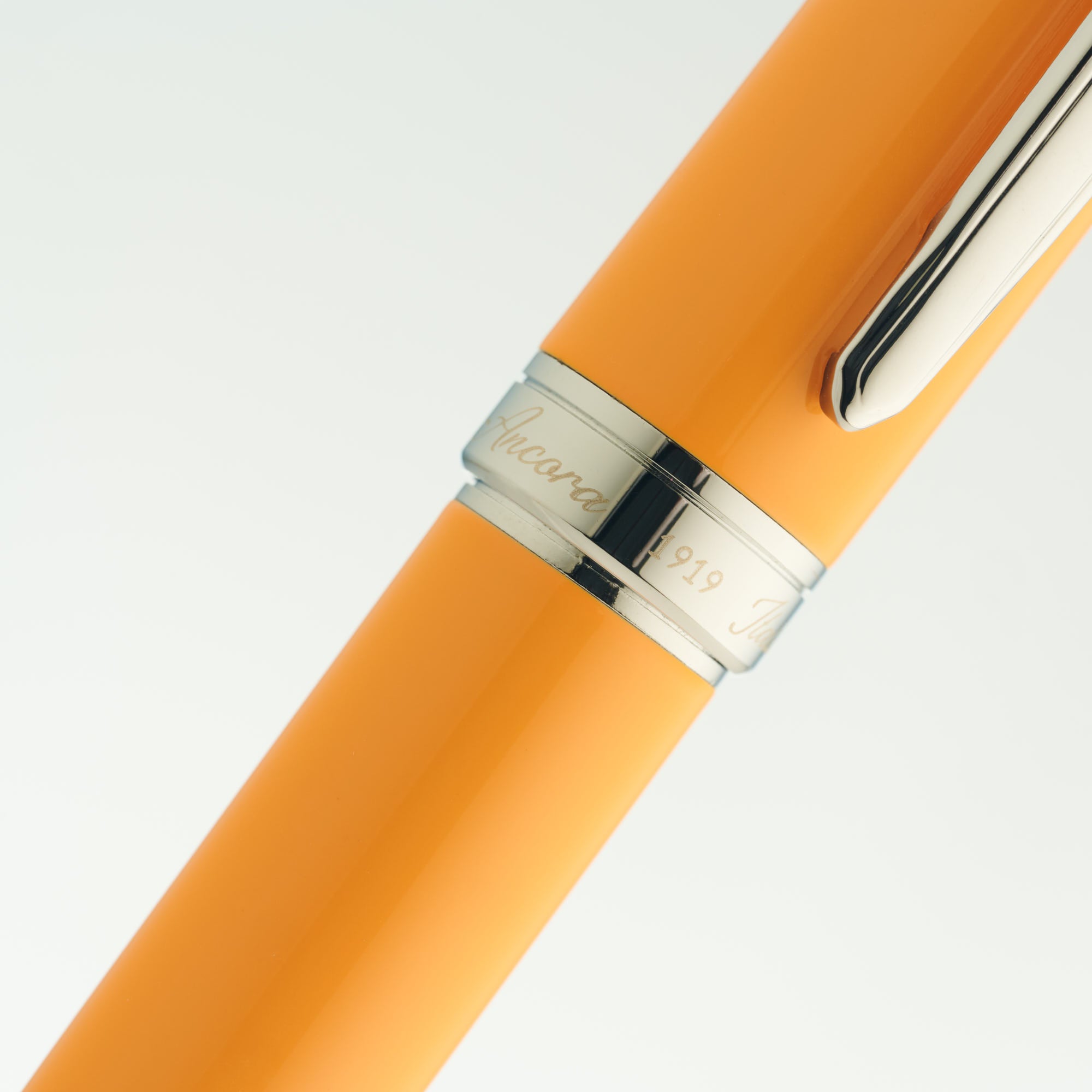 Messaggio Peach Twister Rollerball Pen